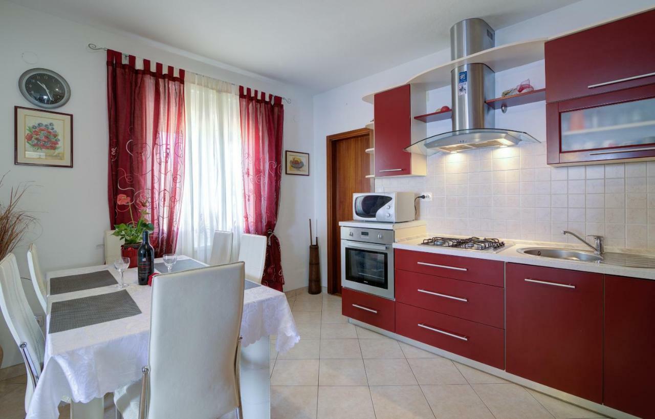 Apartment Luca Сень Экстерьер фото