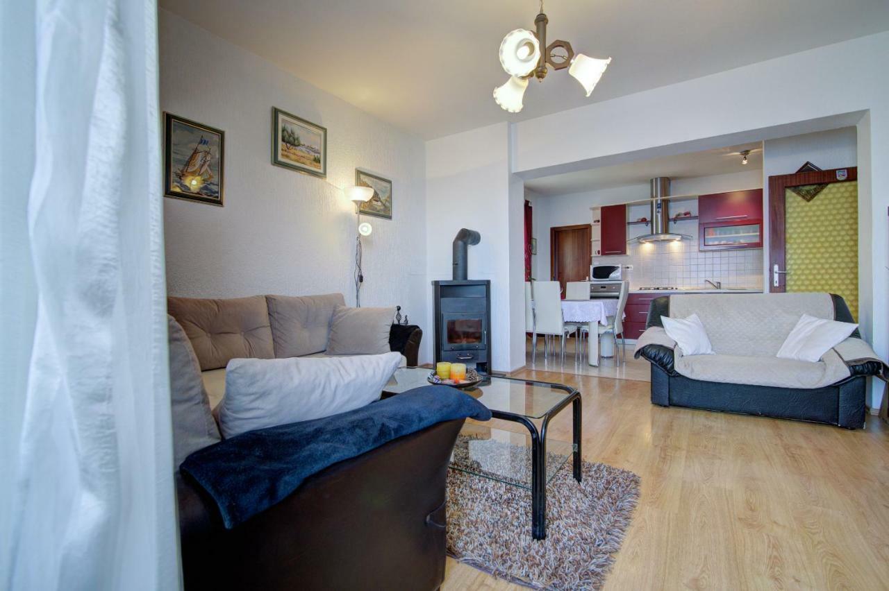 Apartment Luca Сень Экстерьер фото