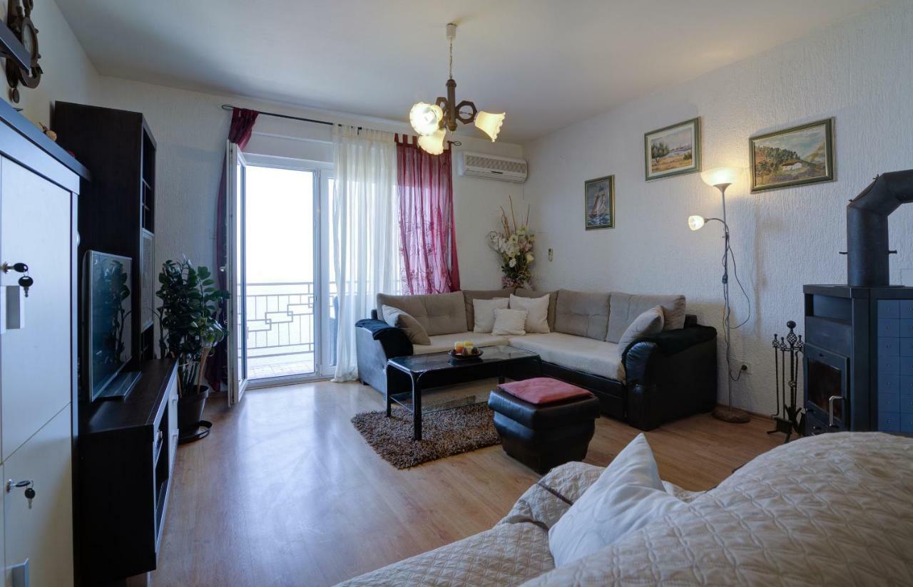 Apartment Luca Сень Экстерьер фото